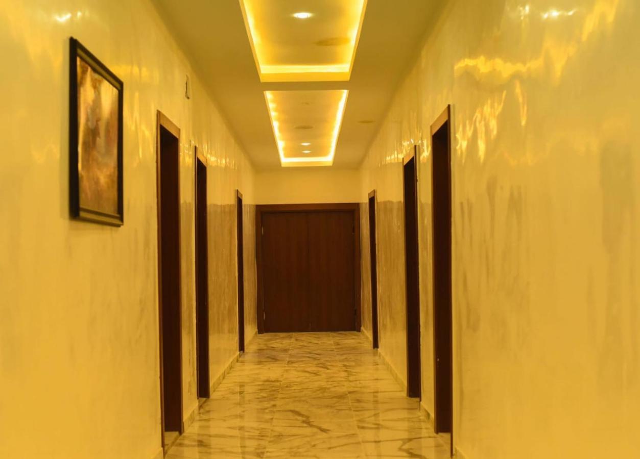 Ricky Hotels Ughelli Exterior photo